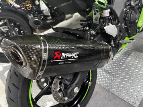 【KAWASAKI × Akrapovic】尾段排氣管【非認證管、需自主送驗】
